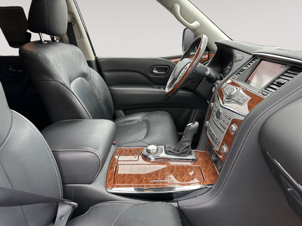 Used 2018 INFINITI QX80 4WD w/ Driver Assistance Package image 15