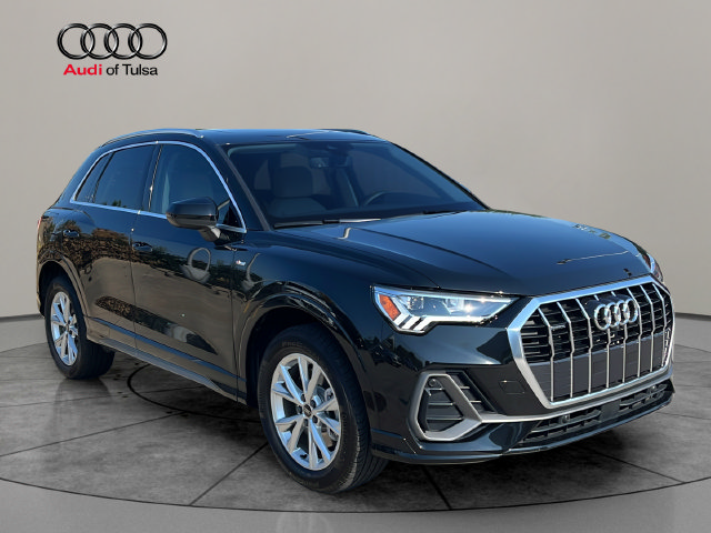 Certified 2025 Audi Q3 2.0T Premium Plus w/ Premium Plus Package AWD/4WD image 7