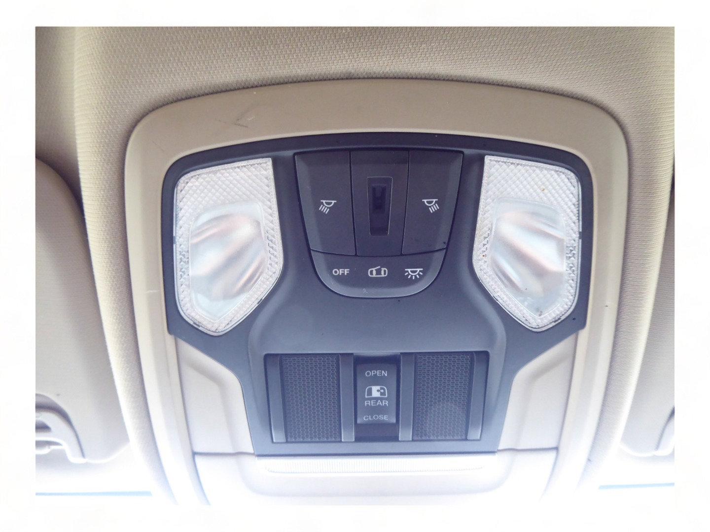 Used 2020 RAM 3500 Tradesman image 17