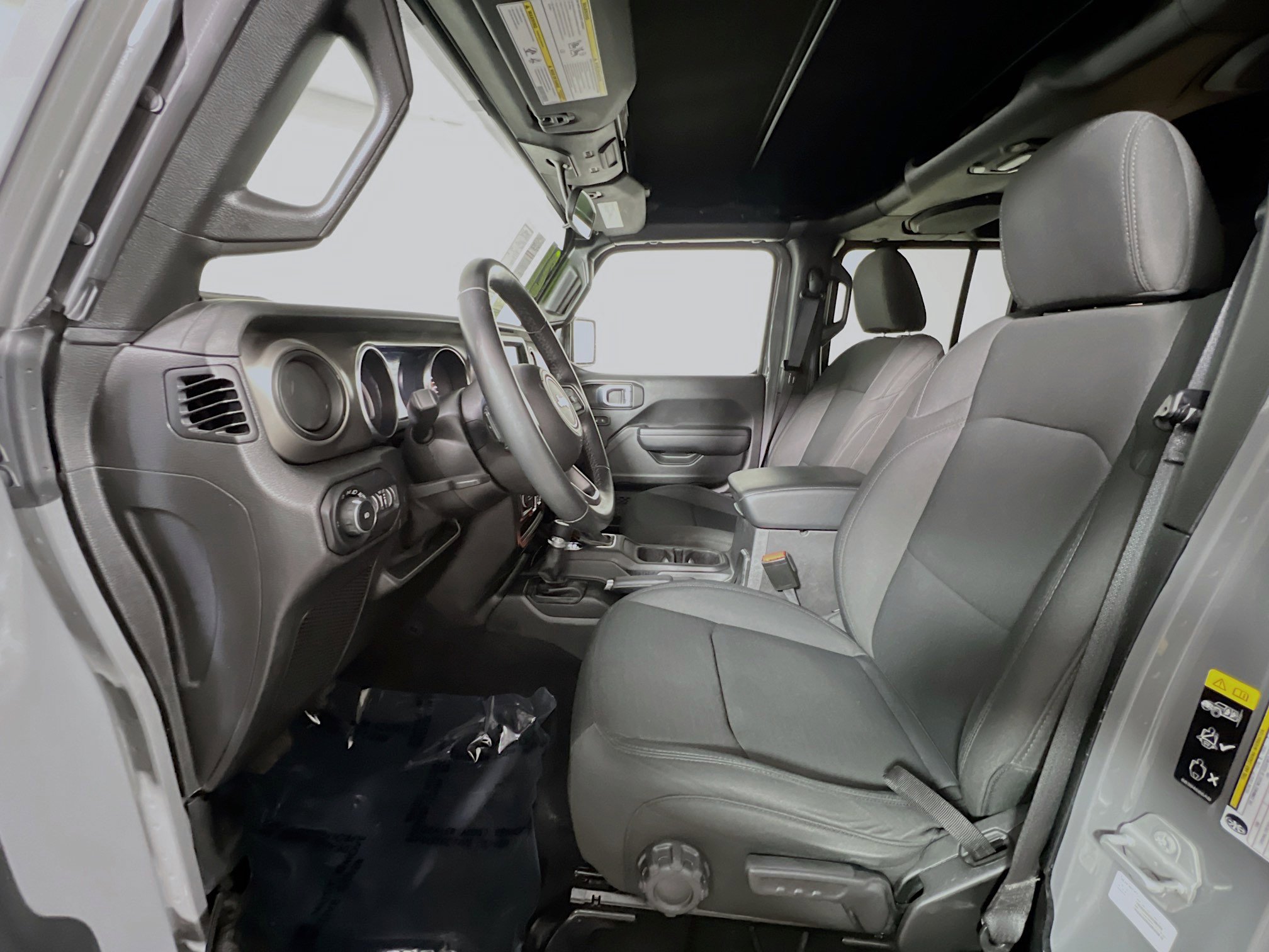 Used 2021 Jeep Wrangler Unlimited Sport image 15