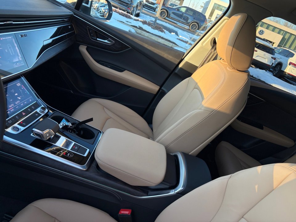 Certified 2025 Audi Q7 3.0T Premium Plus w/ Premium Plus Package image 31