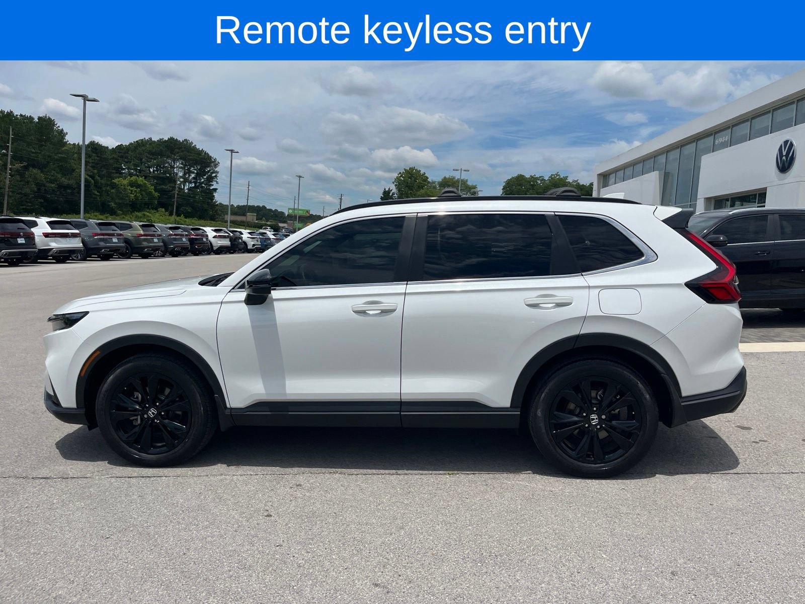 Used 2023 Honda CR-V Sport Touring image 9