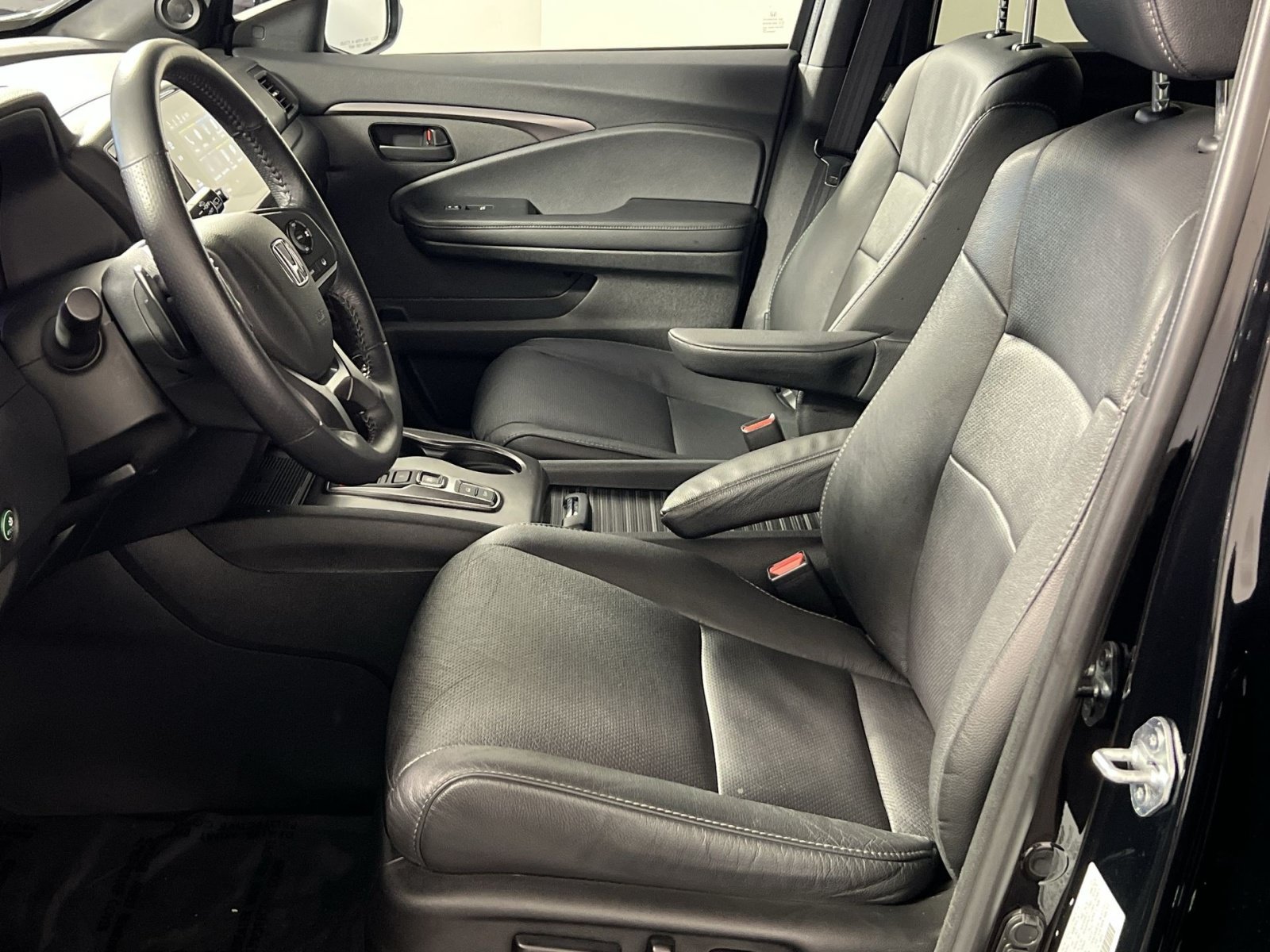 Used 2022 Honda Passport EX-L image 13