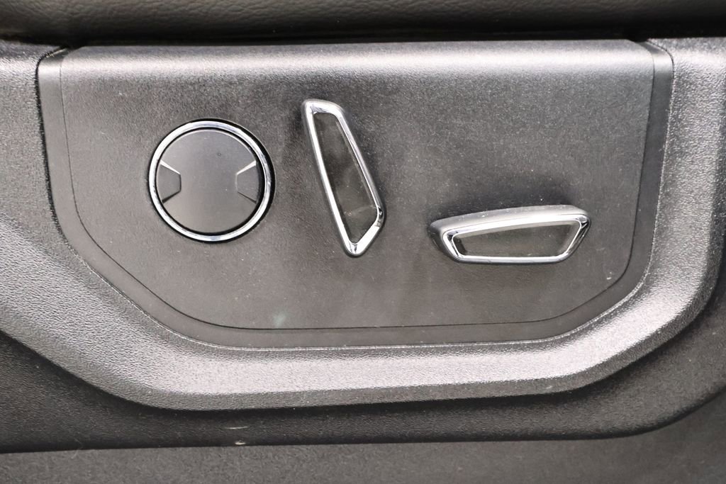 Certified 2018 Ford F150 Lariat image 22