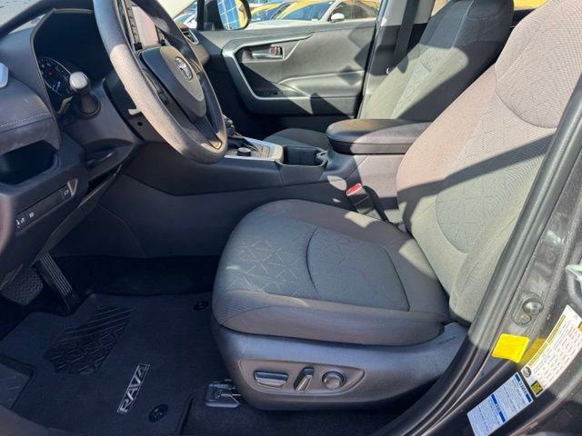Used 2022 Toyota RAV4 XLE w/ Convenience Package AWD/4WD image 21