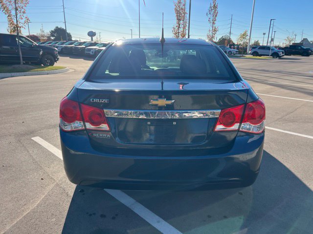 Used 2014 Chevrolet Cruze LS FWD image 6
