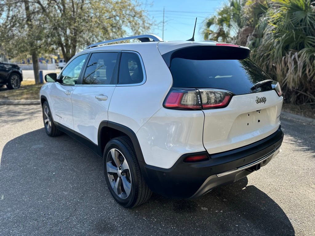 Used 2019 Jeep Cherokee Limited w/ Technology Group FWD image 7