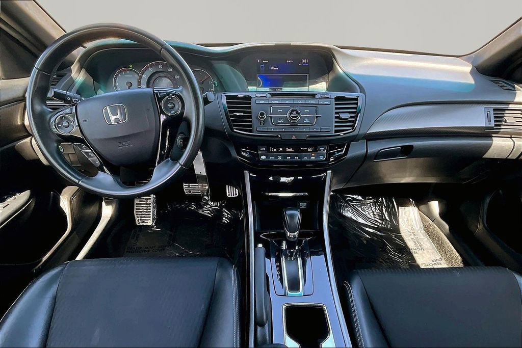 Used 2016 Honda Accord Sport image 7