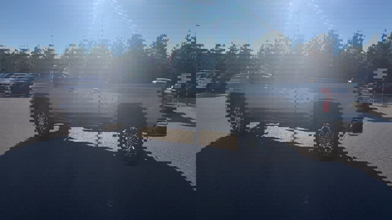 New 2026 Chevrolet Silverado 2500 LTZ image 40