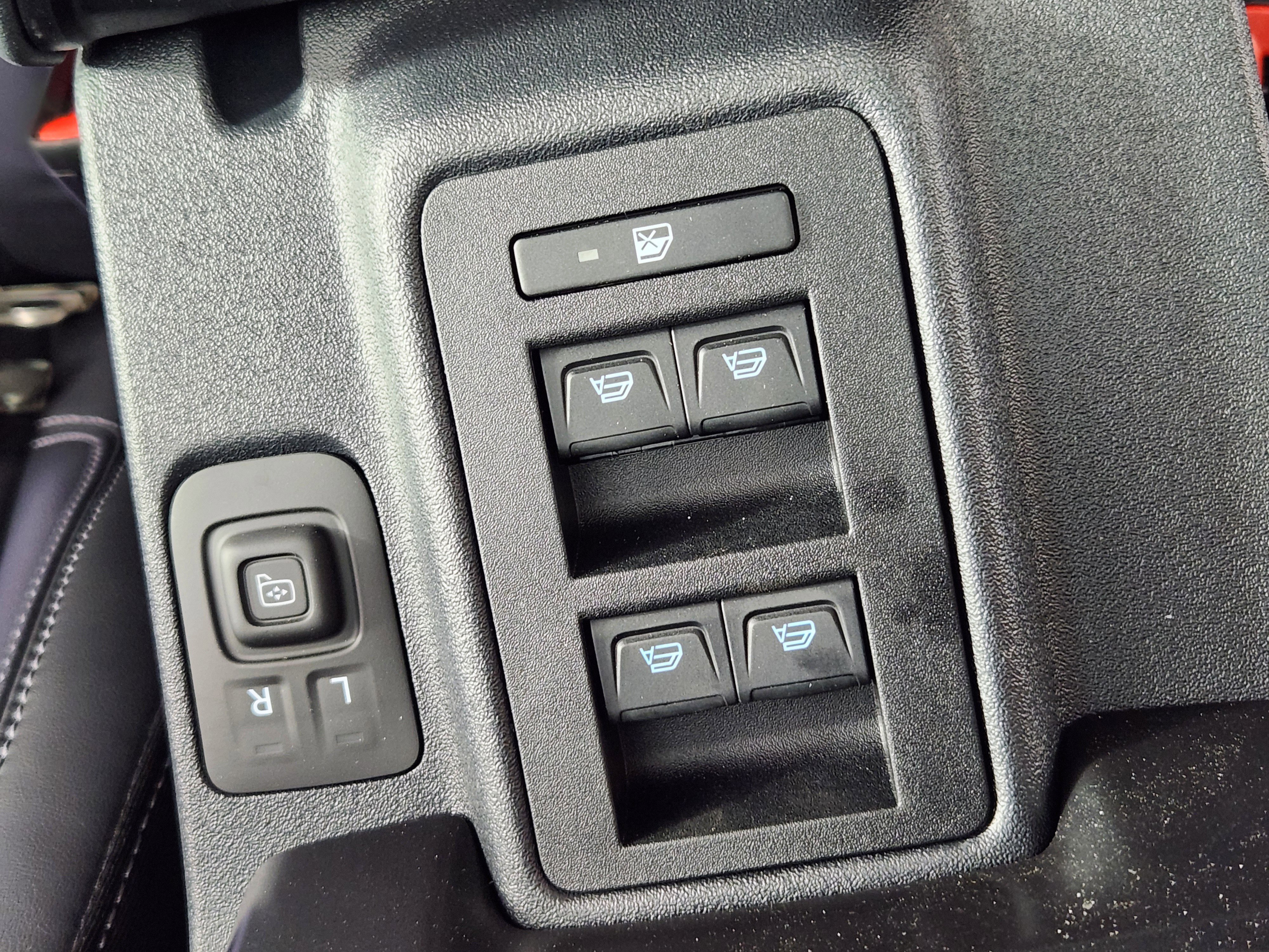 New 2026 Ford Bronco Outer Banks image 17