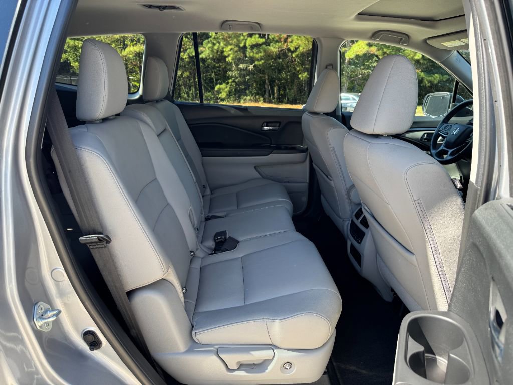Used 2022 Honda Pilot Special Edition image 16