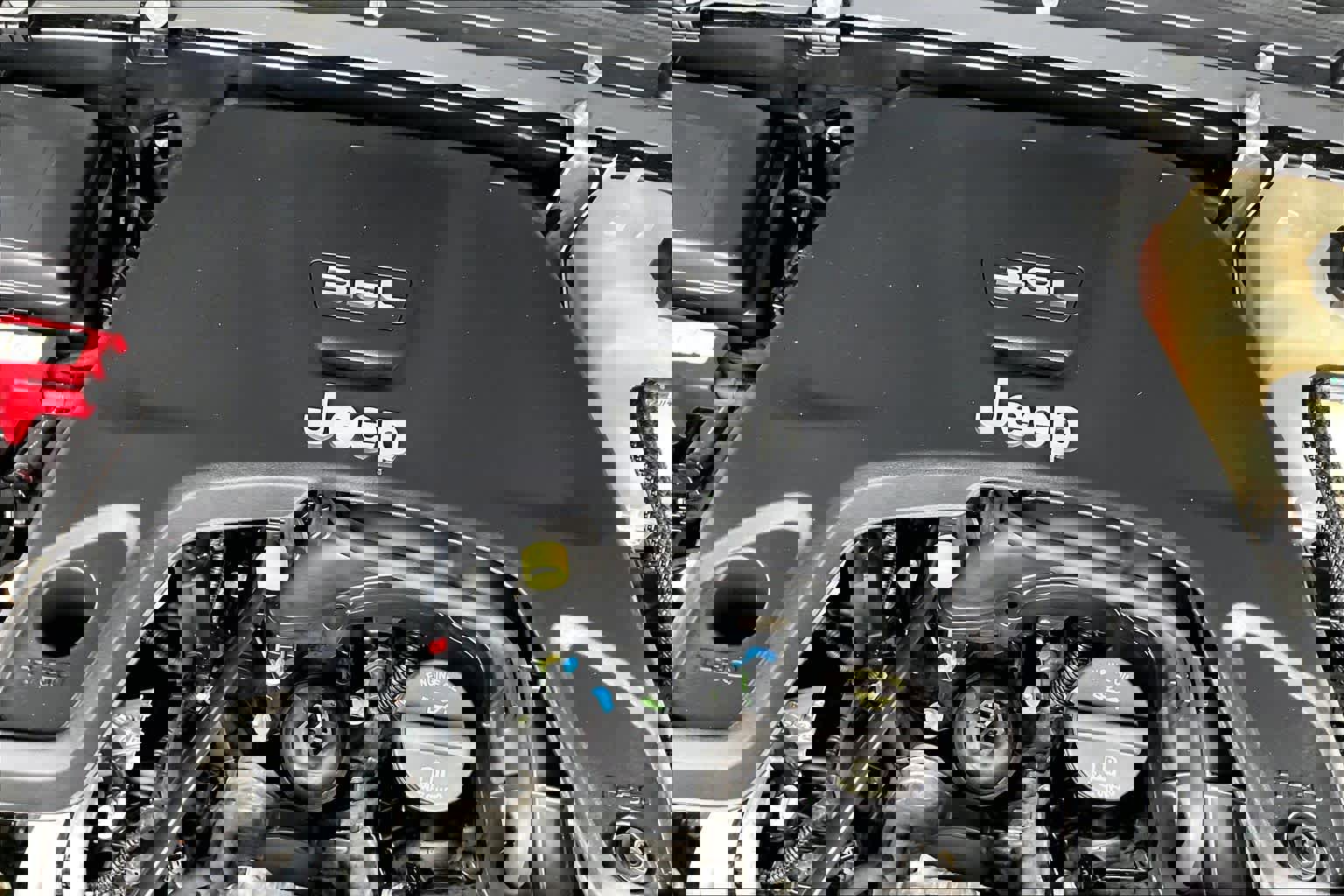 Used 2019 Jeep Wrangler Unlimited Sahara image 34