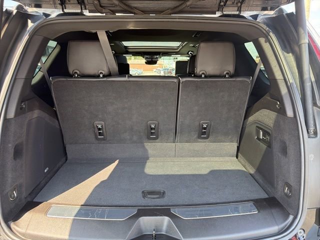 Used 2021 Cadillac Escalade Premium Luxury image 15