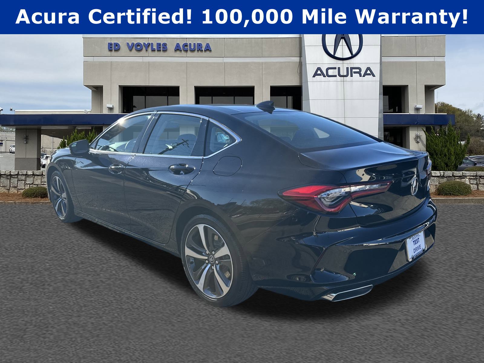 Certified 2025 Acura TLX w/ Technology Package image 7