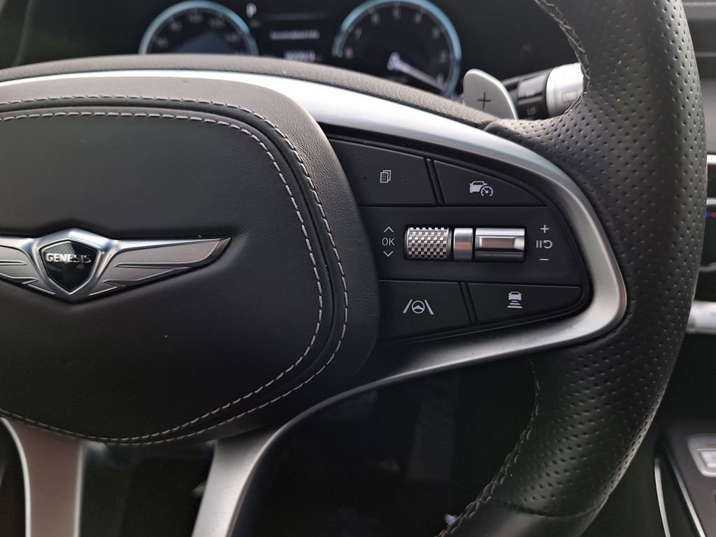 Used 2025 Genesis GV70 2.5T Sport Prestige w/ Sport Prestige Package image 18