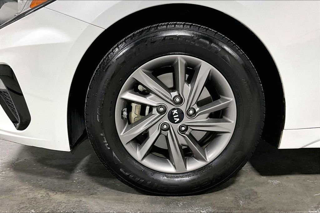 Used 2020 Kia Optima LX image 11