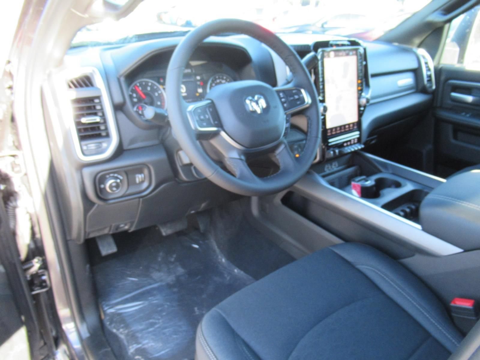 New 2026 RAM 3500 Big Horn AWD/4WD image 16