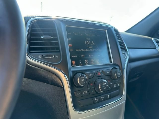 Used 2015 Jeep Grand Cherokee Altitude AWD/4WD image 18