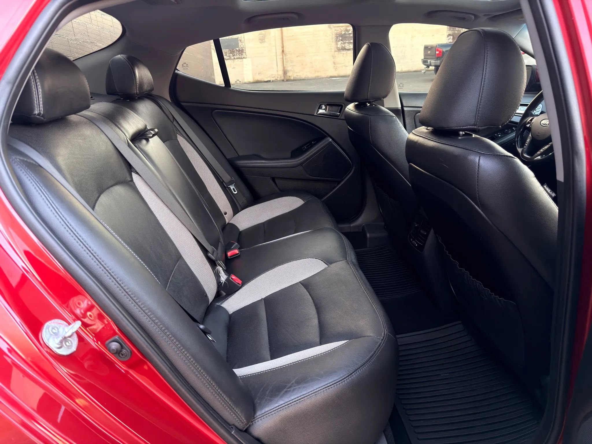 Used 2012 Kia Optima SX w/ Premium Touring Pkg image 46