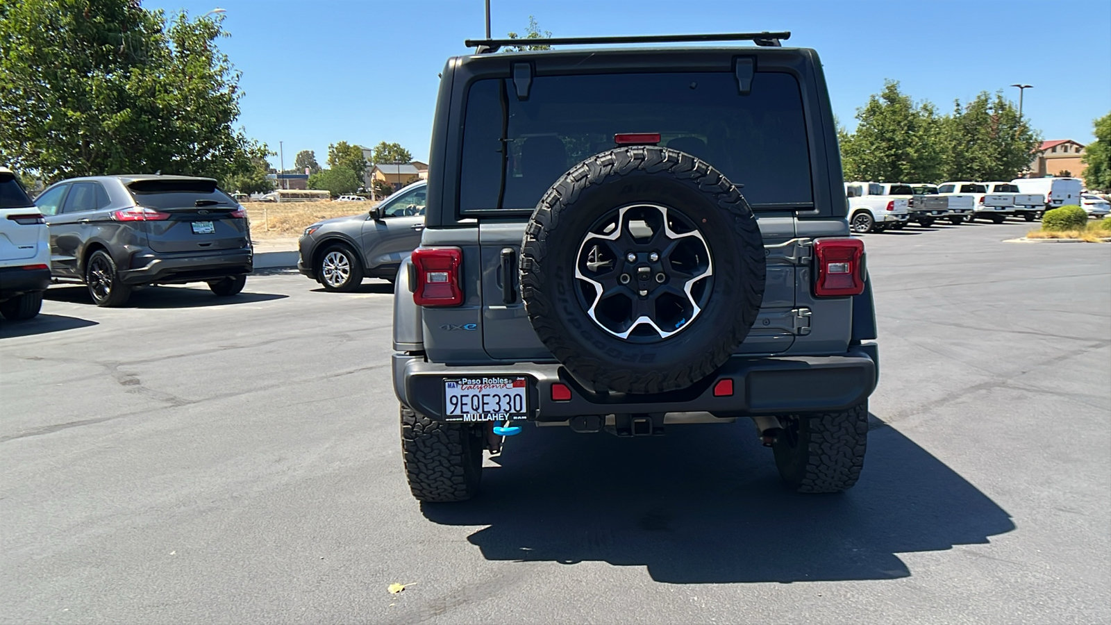 Used 2023 Jeep Wrangler Unlimited Rubicon 4xe w/ Cold Weather Group AWD/4WD image 4