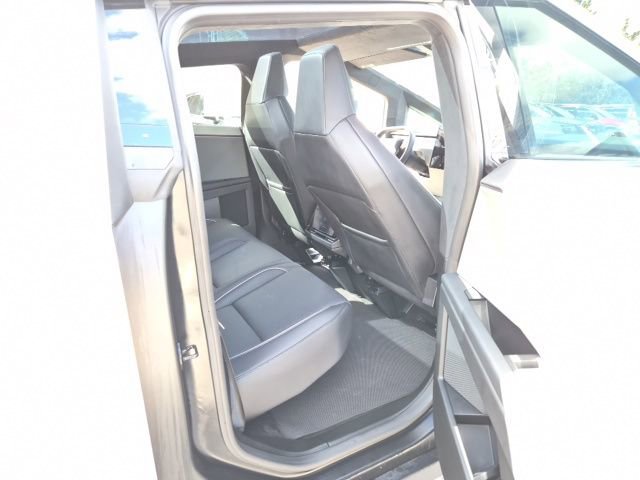 Used 2024 Tesla Cybertruck AWD Crew Cab image 12