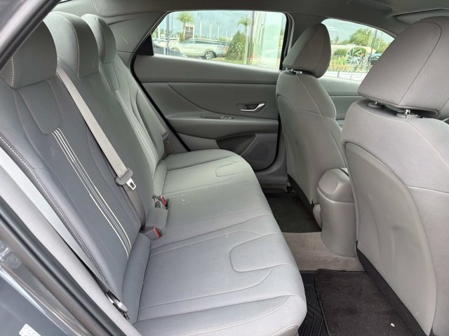 Used 2023 Hyundai Elantra SEL w/ Convenience Package FWD image 21