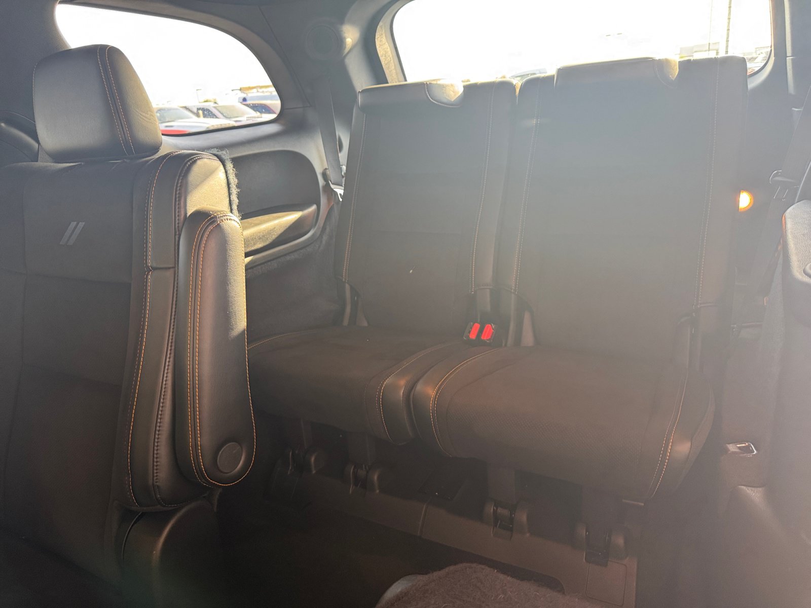Used 2023 Dodge Durango R/T w/ Hemi Orange Plus Package AWD/4WD image 27