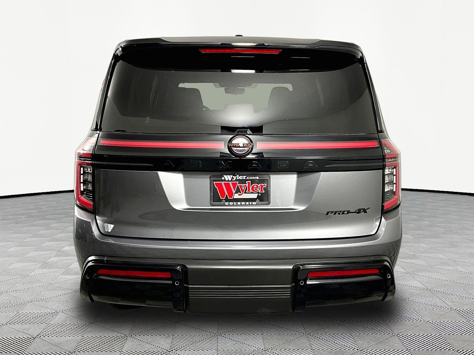 Certified 2025 Nissan Armada PRO-4X AWD/4WD image 5