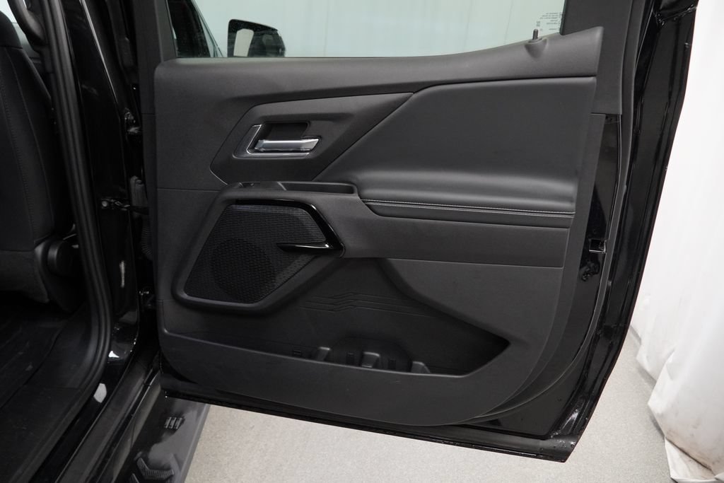 New 2026 Chevrolet Silverado EV LT AWD/4WD image 24