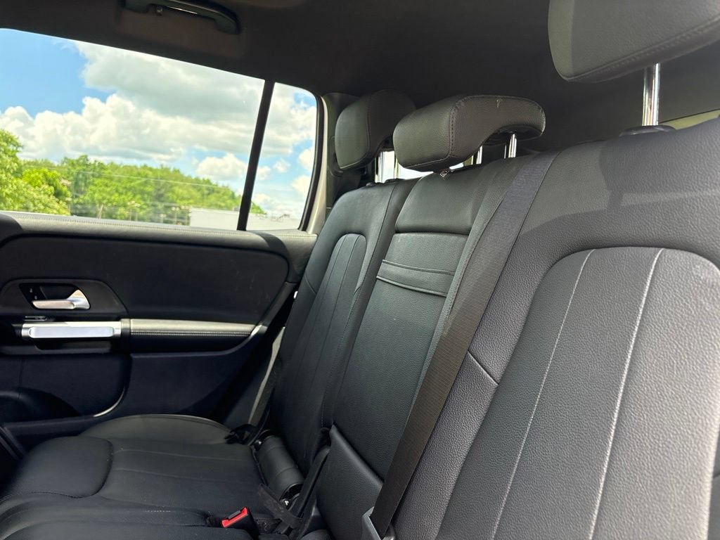 Used 2022 Mercedes-Benz GLB 250 4MATIC image 16