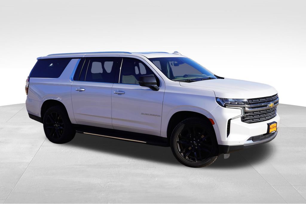 Used 2021 Chevrolet Suburban Premier w/ Premium Package AWD/4WD image 2