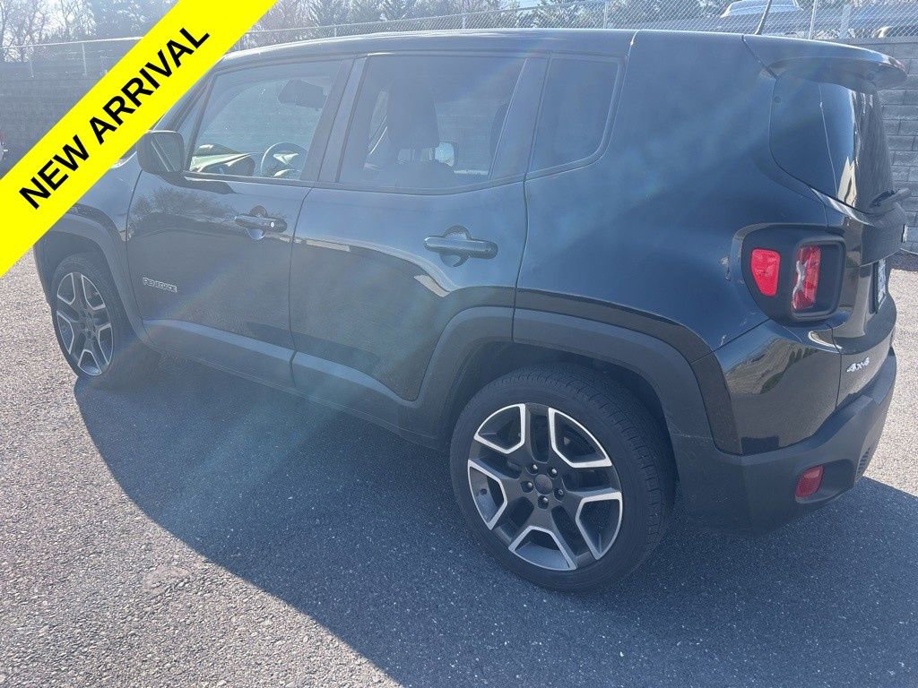 Used 2021 Jeep Renegade Sport image 3