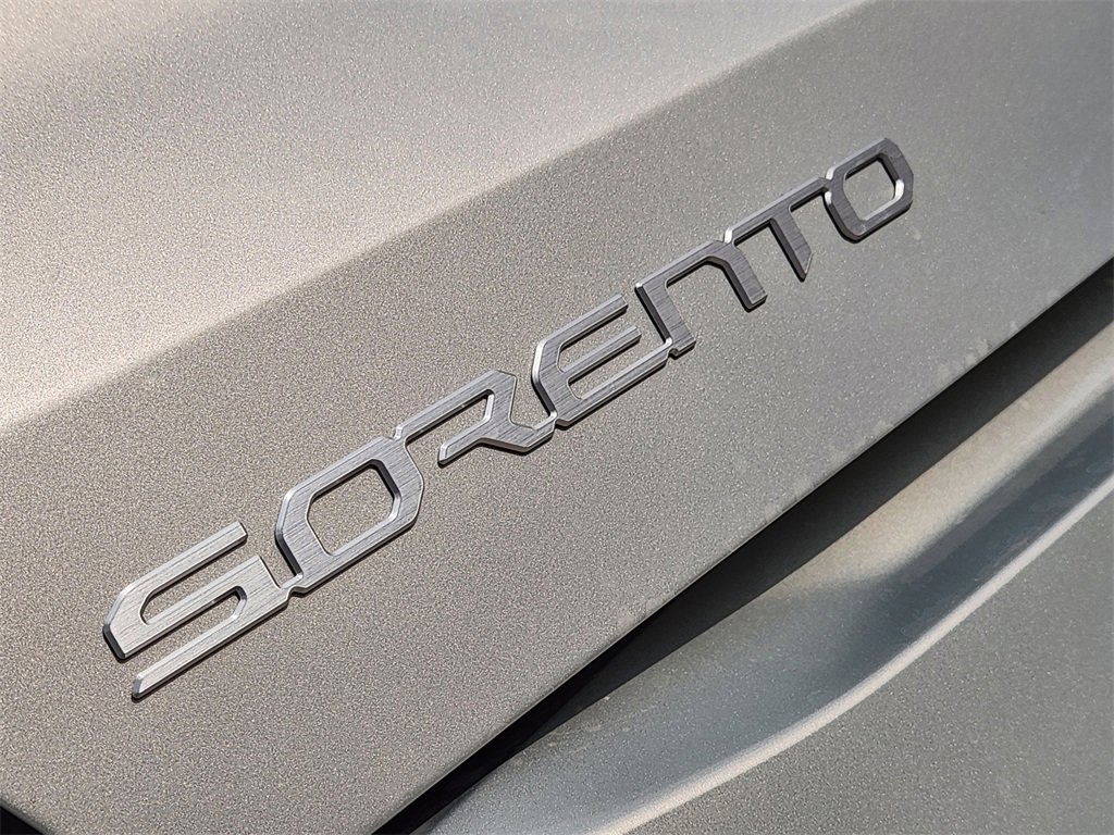 New 2026 Kia Sorento S image 8