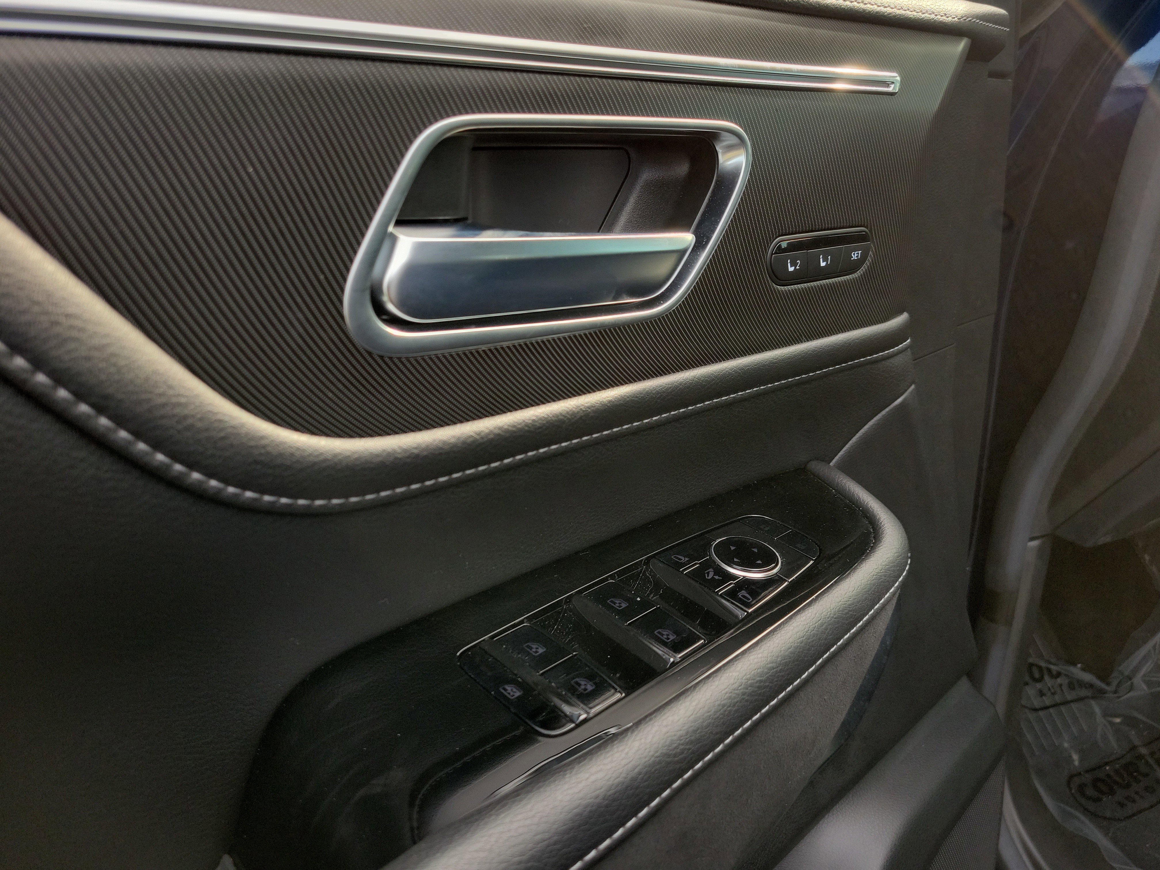 Used 2025 INFINITI QX80 Luxe image 20