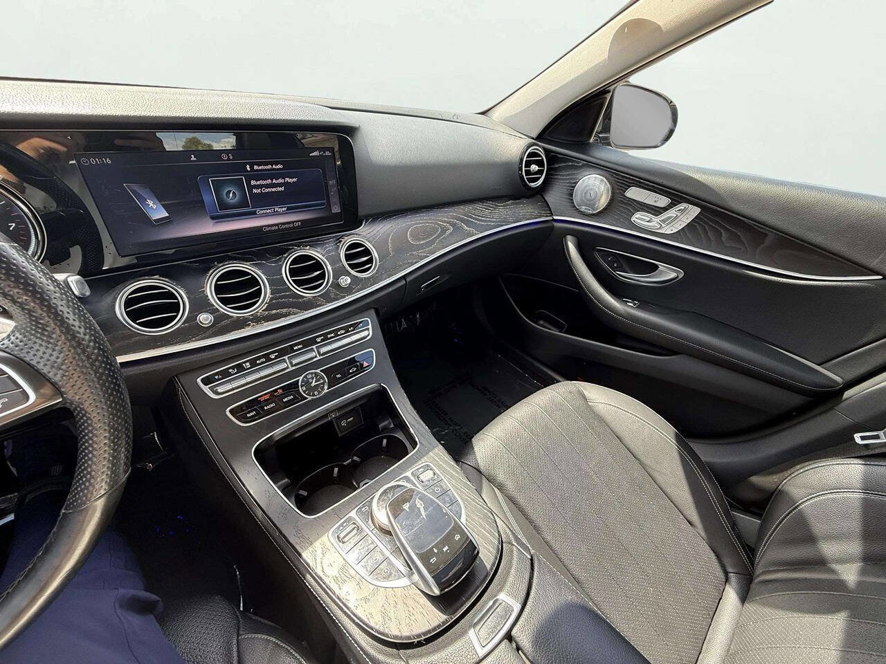 Used 2018 Mercedes-Benz E 300 4MATIC image 18
