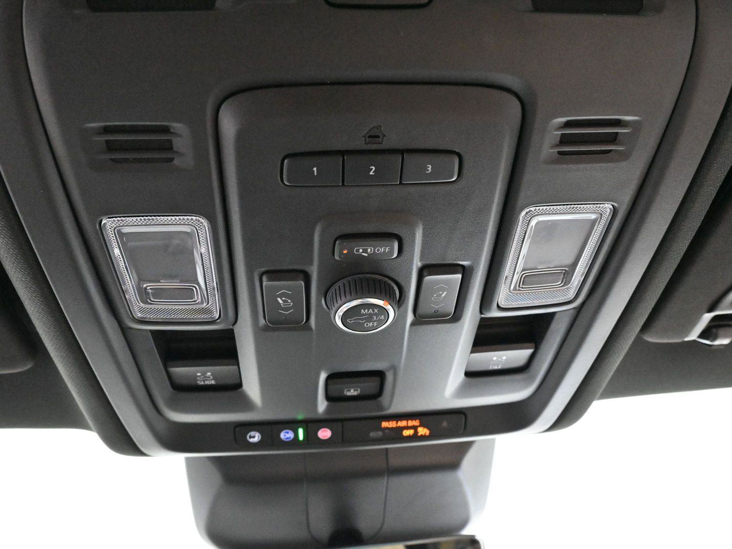 Certified 2024 Cadillac Escalade Premium Luxury w/ LPO, Floor Liner Package image 31