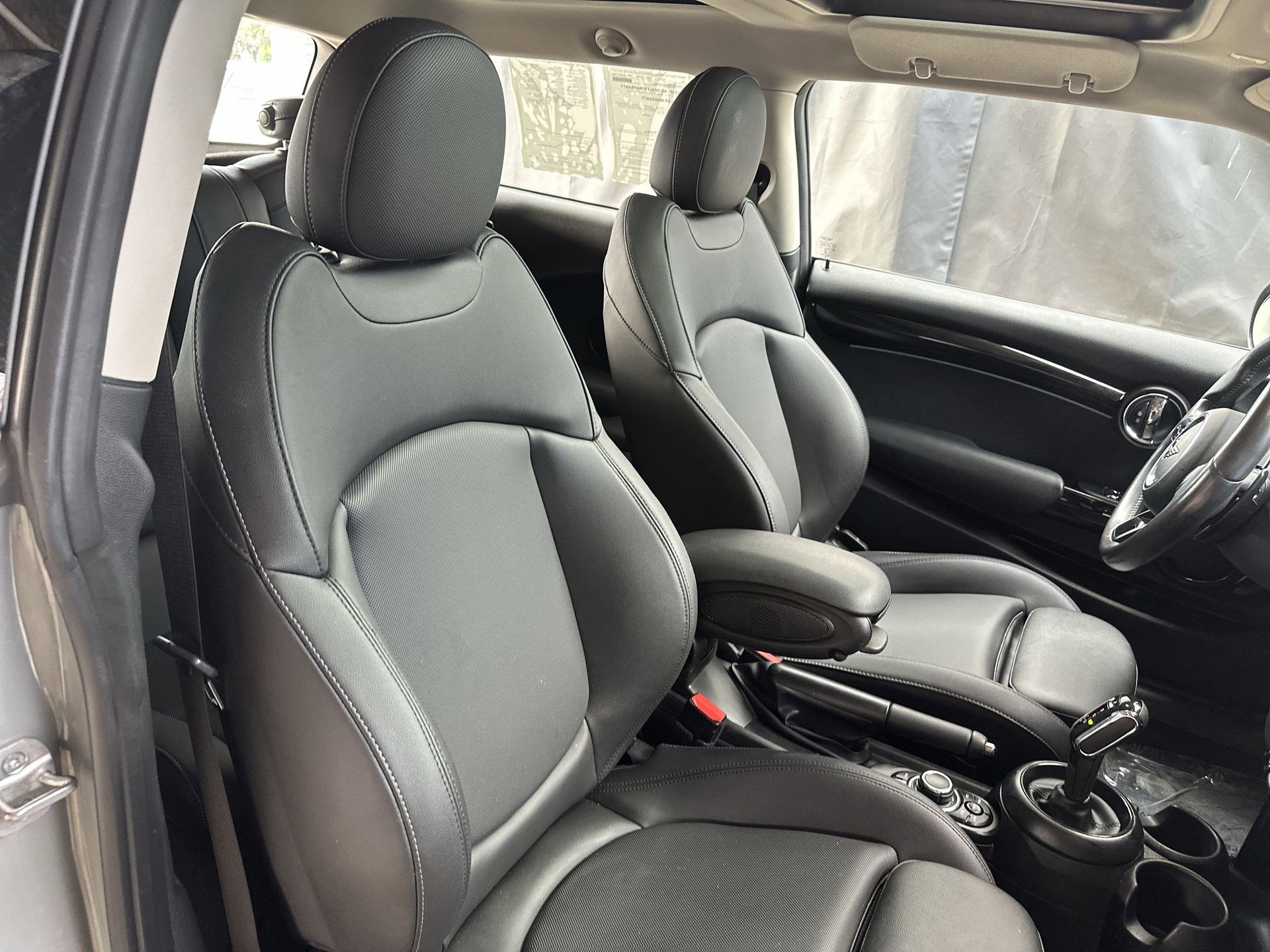 Used 2023 MINI Cooper S image 25