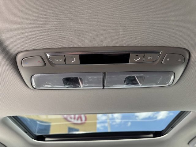 Certified 2024 Kia Telluride S w/ S Sunroof Package FWD image 17