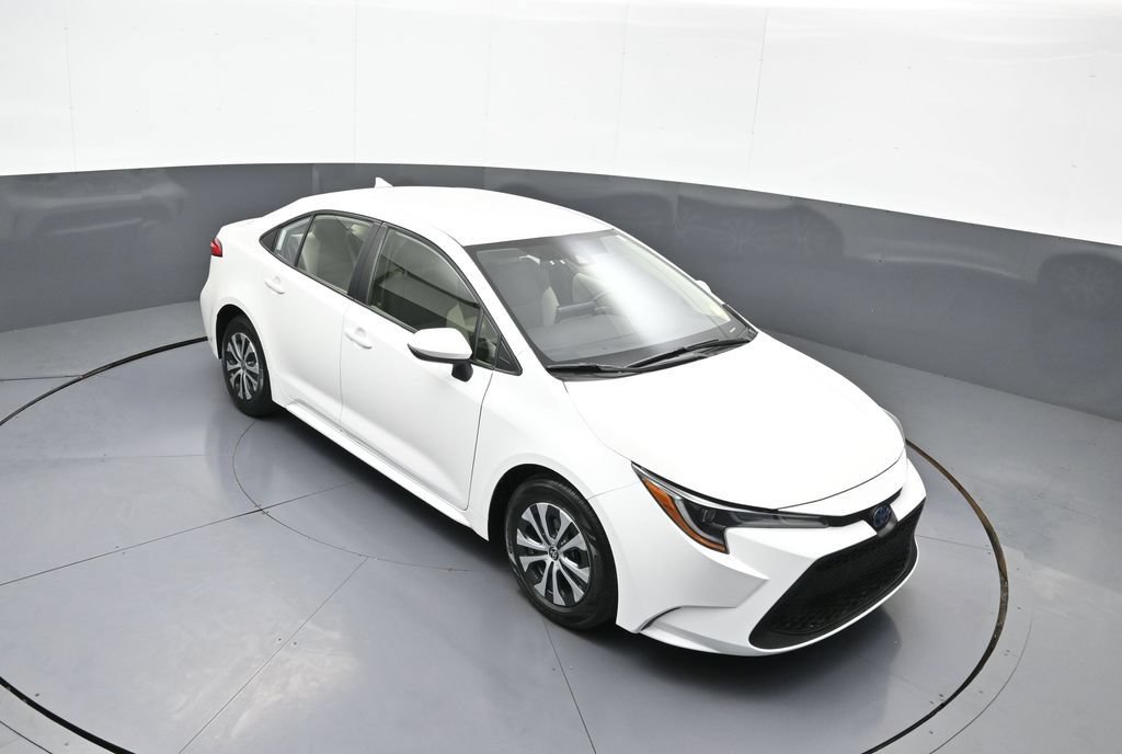 Certified 2020 Toyota Corolla LE FWD image 34