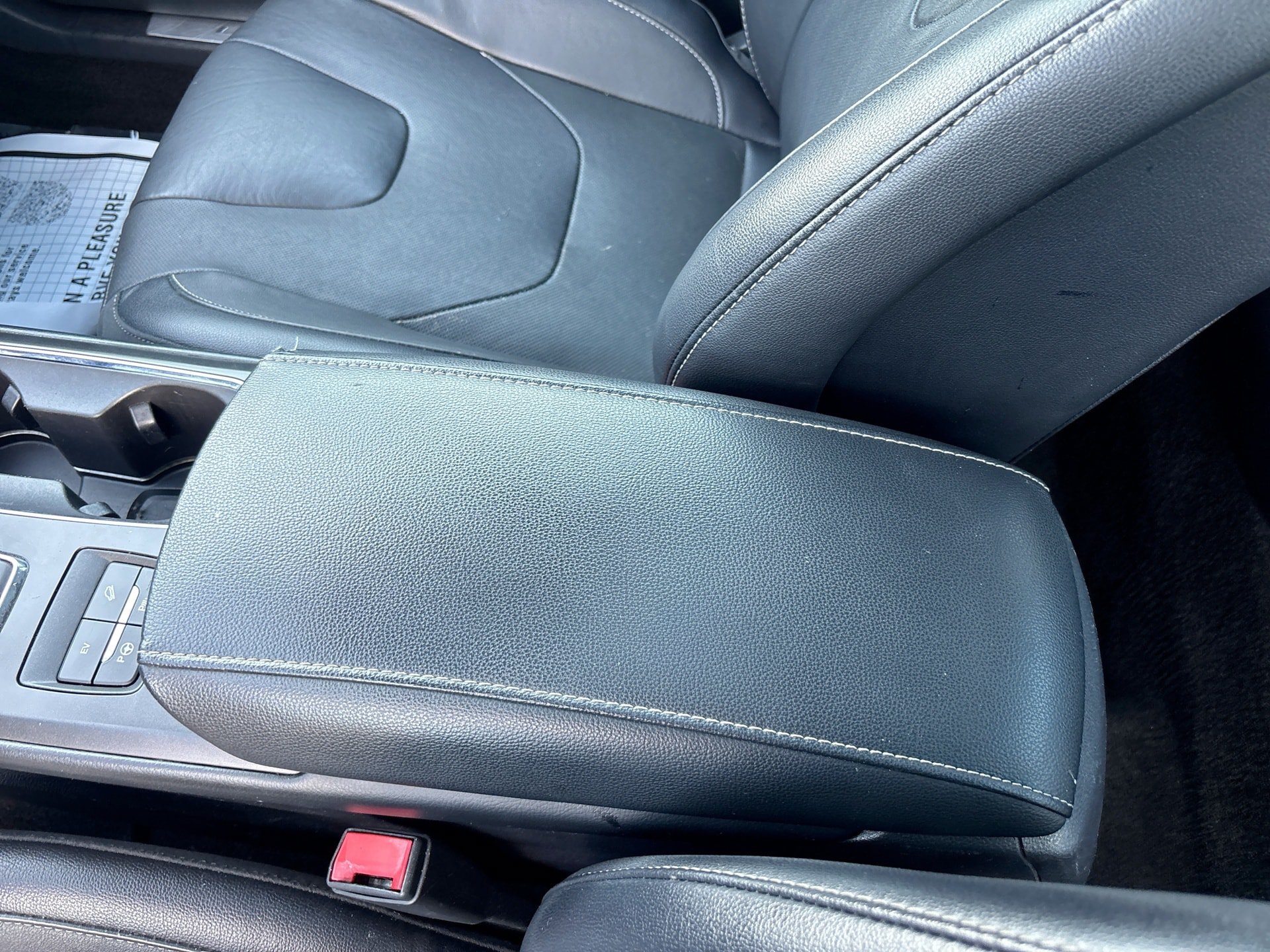 Used 2018 Ford Fusion Energi Titanium FWD image 24