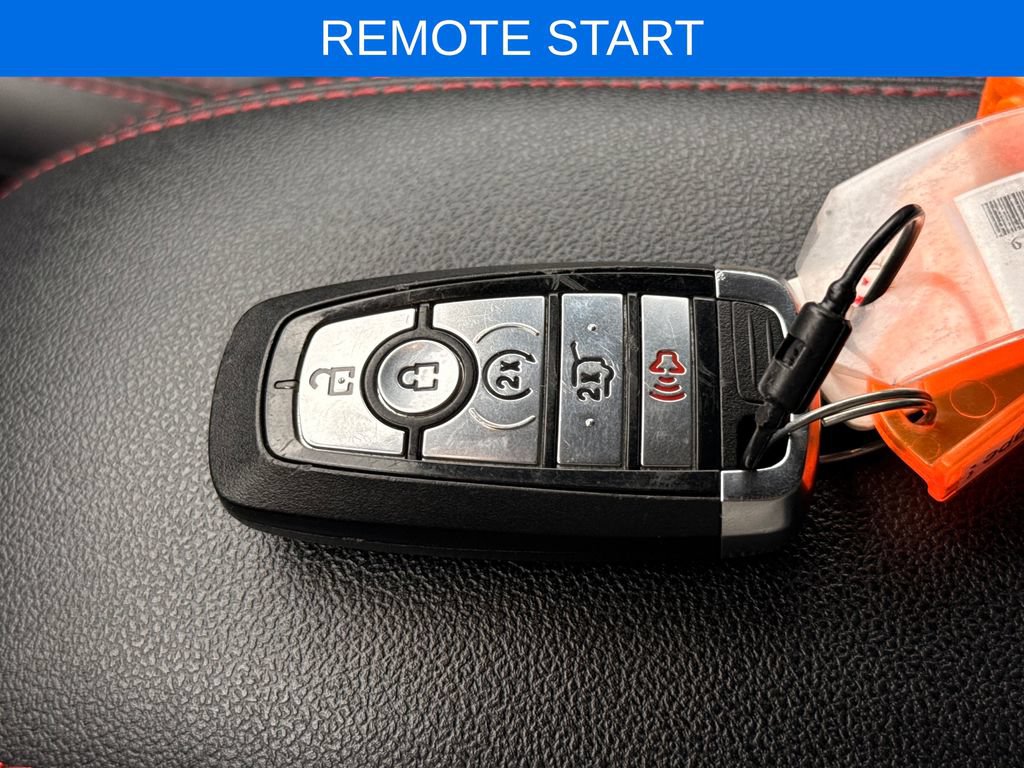 Used 2025 Ford Escape ST-Line Select AWD/4WD image 6