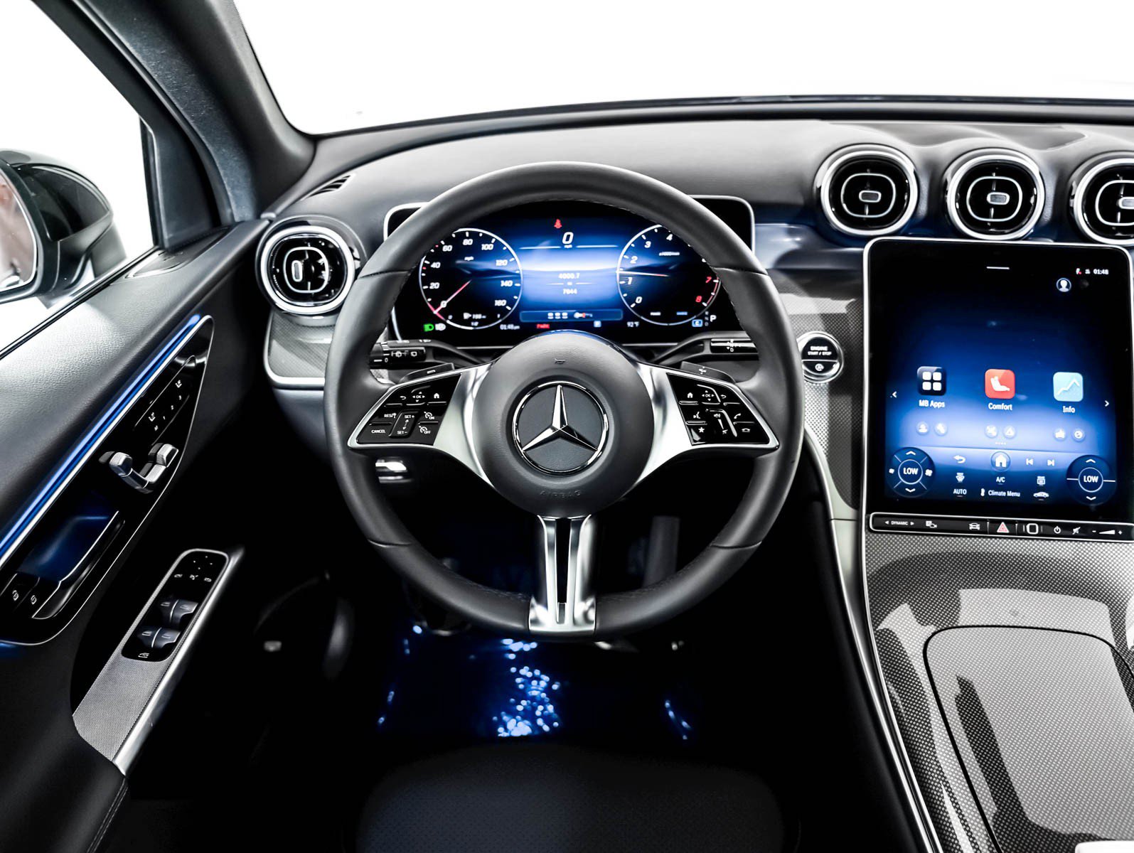 Certified 2026 Mercedes-Benz GLC 300 image 11