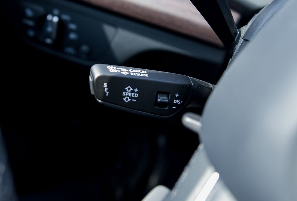 Used 2023 Audi Q5 2.0T Premium w/ Convenience Package image 27