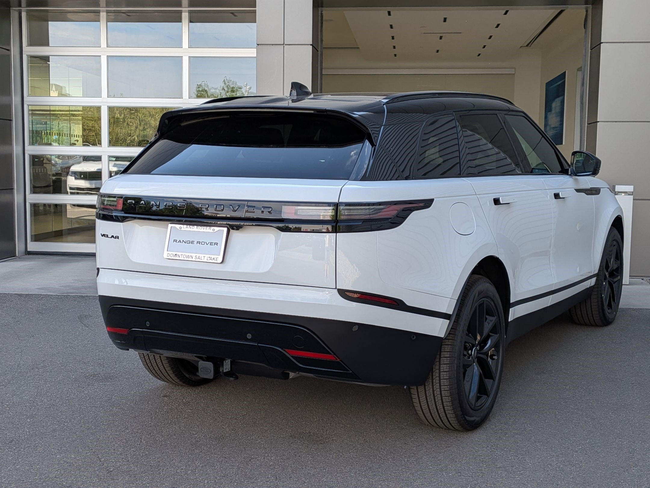 New 2026 Land Rover Range Rover Velar S AWD/4WD image 5