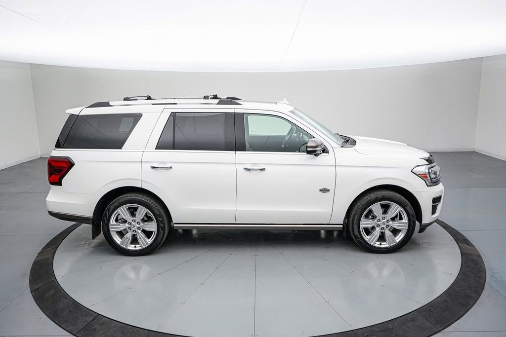 Certified 2024 Ford Expedition King Ranch image 3