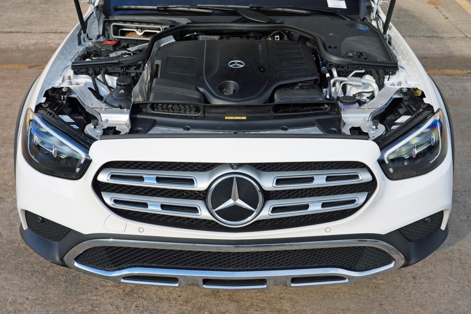 Used 2023 Mercedes-Benz E 450 4MATIC All-Terrain Wagon image 8