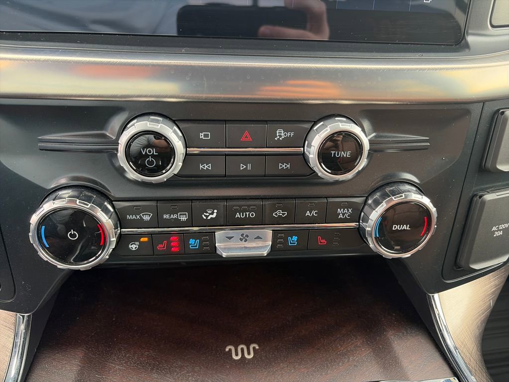 Used 2025 Ford F150 King Ranch w/ FX4 Off-Road Package AWD/4WD image 31