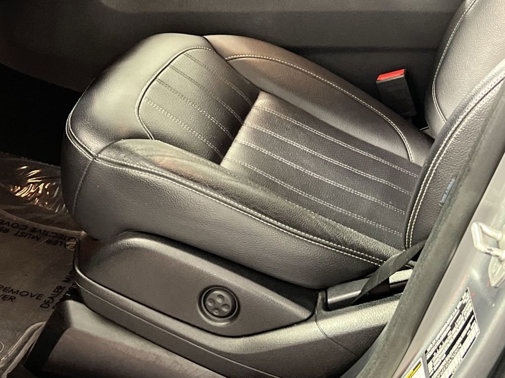 Used 2016 Mercedes-Benz GL 450 4MATIC image 14