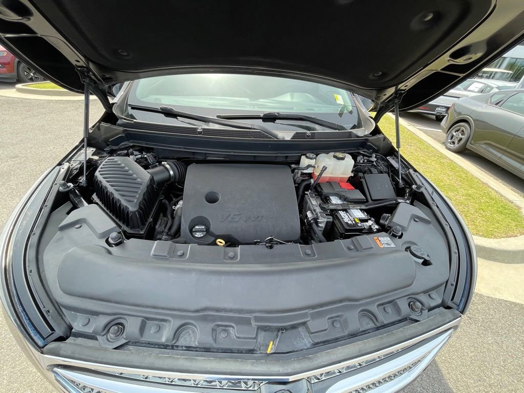 Used 2019 Buick Enclave Avenir w/ Avenir Technology Package AWD/4WD image 29