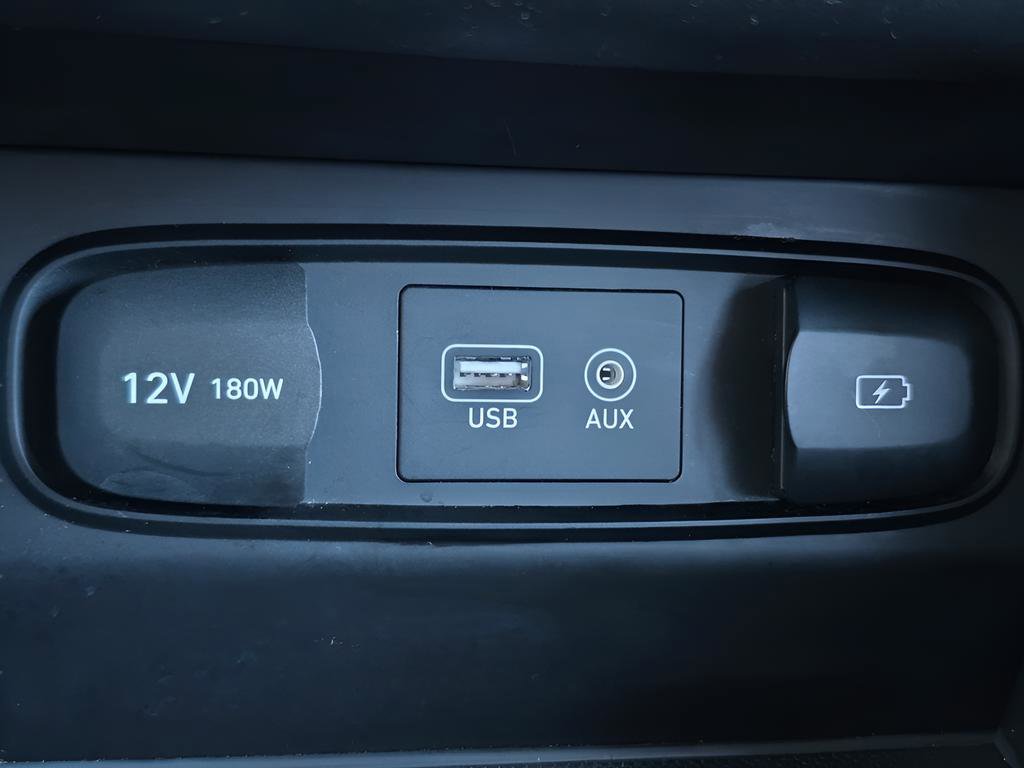 Used 2019 Hyundai Santa Fe SE w/ Cargo Package image 31